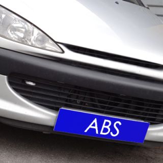 Cache plaque d'immatriculation avantage bleu ABS